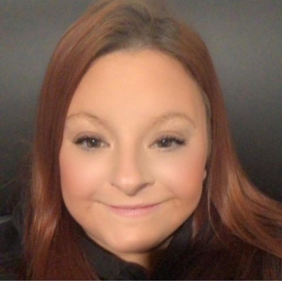 Meet your Posher, Kim - Picture 1 of 1